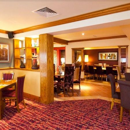 Premier Inn Ръджли Екстериор снимка